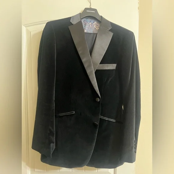 Elegant Velvet Indochino Men’s Tuxedo